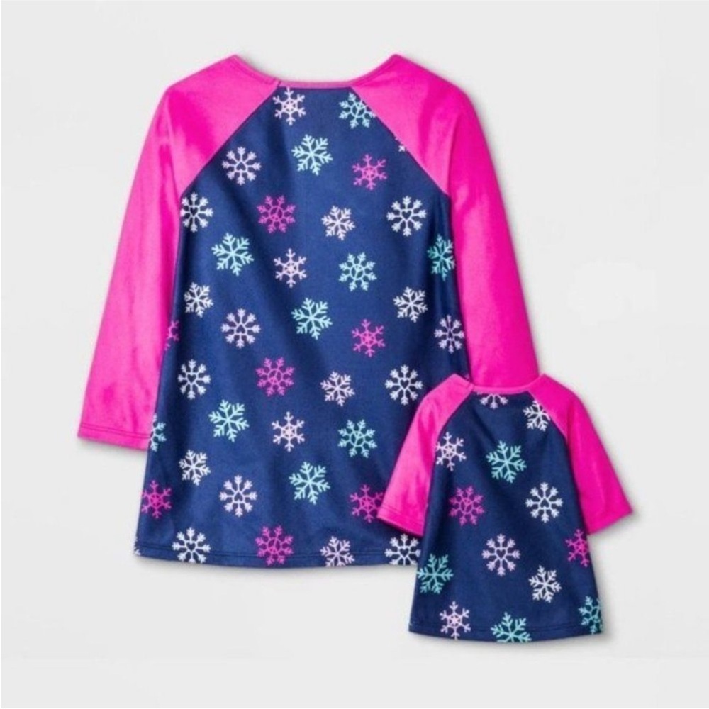 NWT Toddler Girls' Snowflake 'Doll and Me' NightGown - Cat & Jack 5T, Blue/Pink - Picture 1 of 3